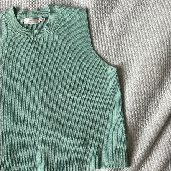 CONTEMPORAINE Mint Green Sleeveless Sweater - Picture 3 of 10